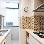 Bright 1 Bedroom In The Heart Of Sunny Apartamento *
