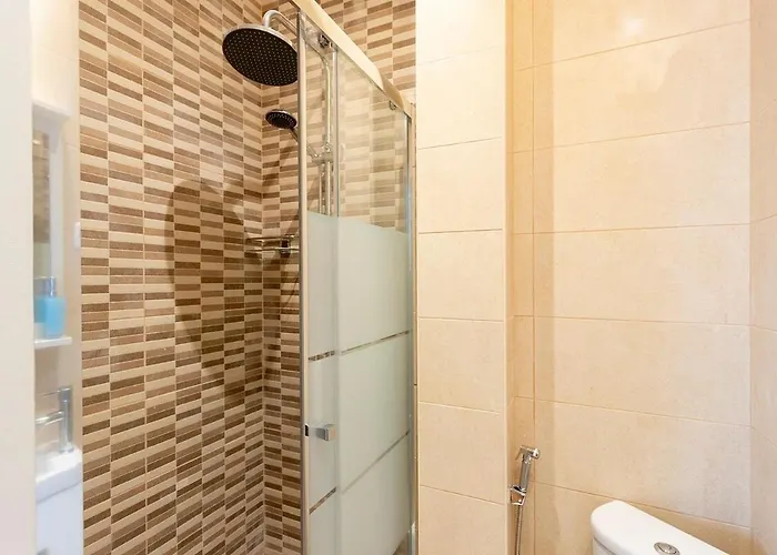 아파트 Bright 1 Bedroom In The Heart Of Sunny